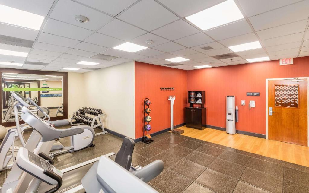 Fitness centrum a/nebo fitness zařízení v ubytování Hampton by Hilton Queretaro Tecnologico