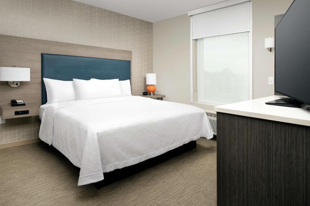 Home2 Suites By Hilton Charlottesville Downtown photo