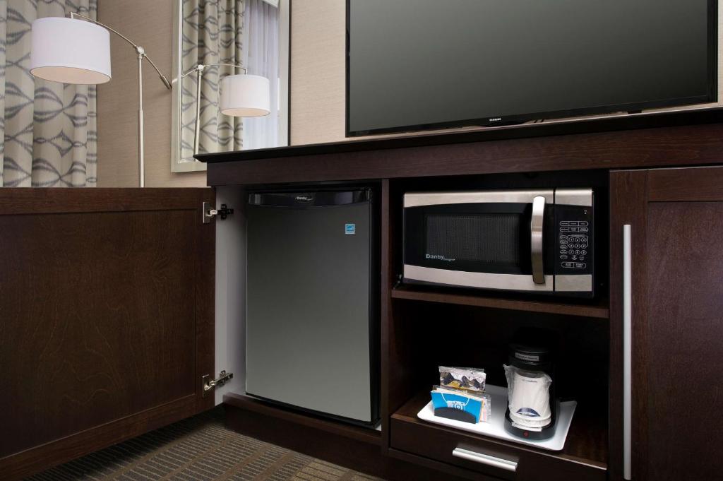 Hampton Inn & Suites Falls Church - Camera King - Accesso Ipoudenti/Non Fumatori