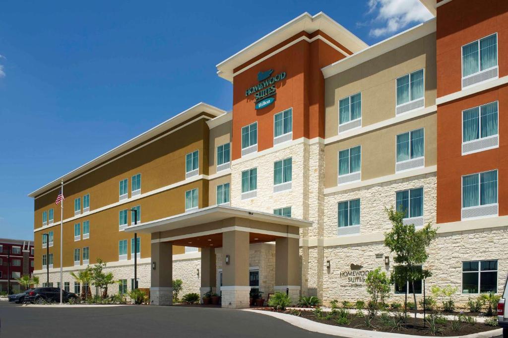 uma representação de um edifício hoteleiro em Homewood Suites San Antonio Airport em San Antonio