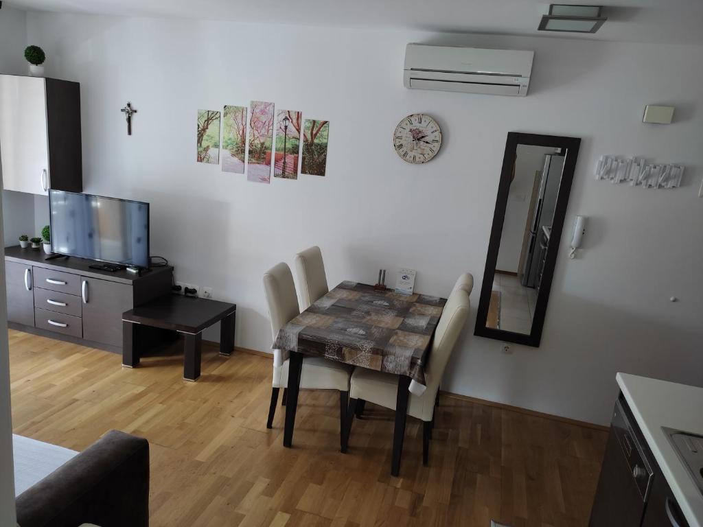 Posedenie v ubytovaní Musa apartment