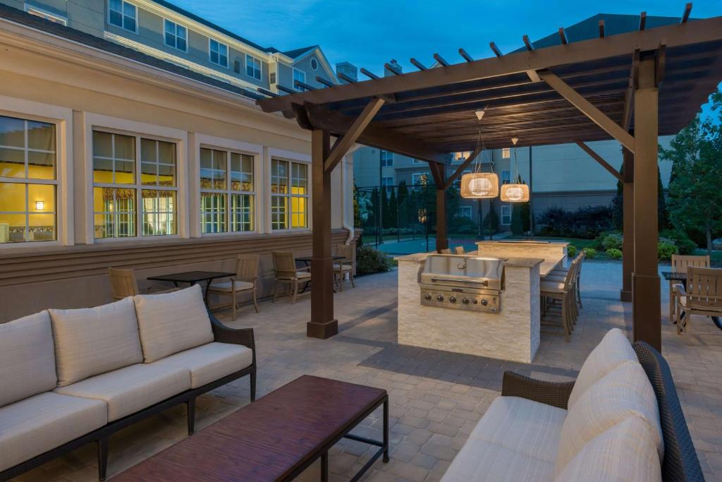 Homewood Suites by Hilton Holyoke-Springfield/North photo