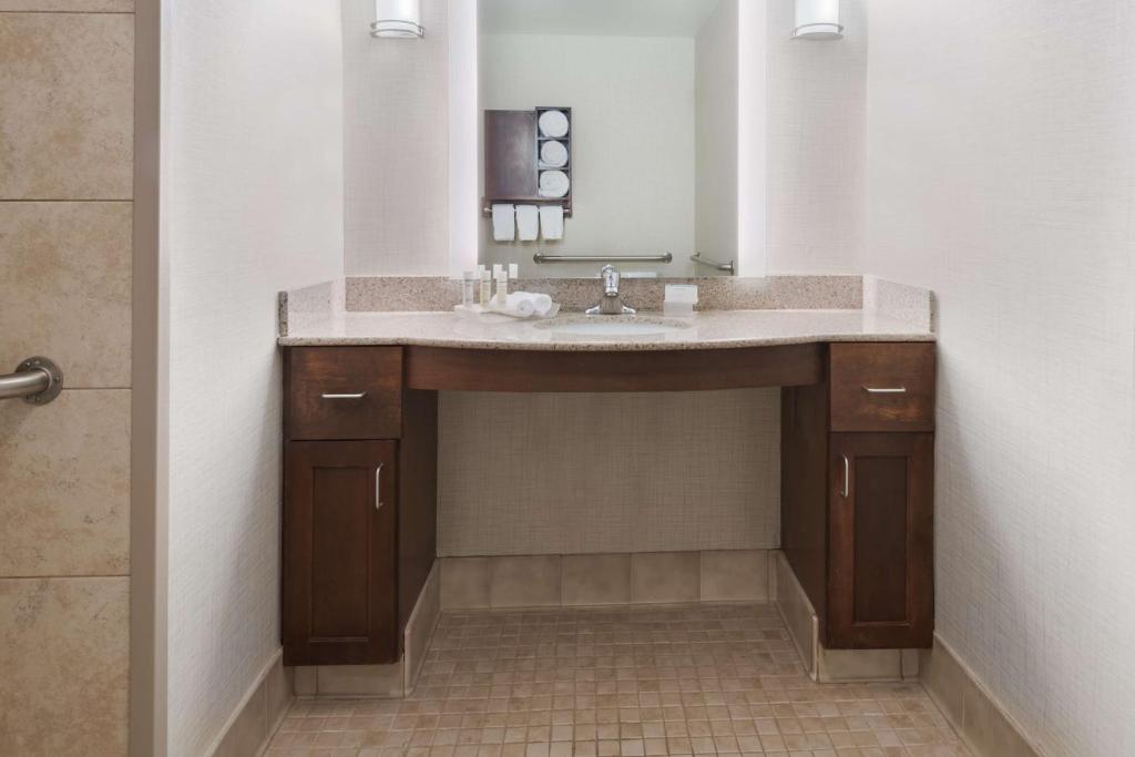 Homewood Suites by Hilton Holyoke-Springfield/North photo