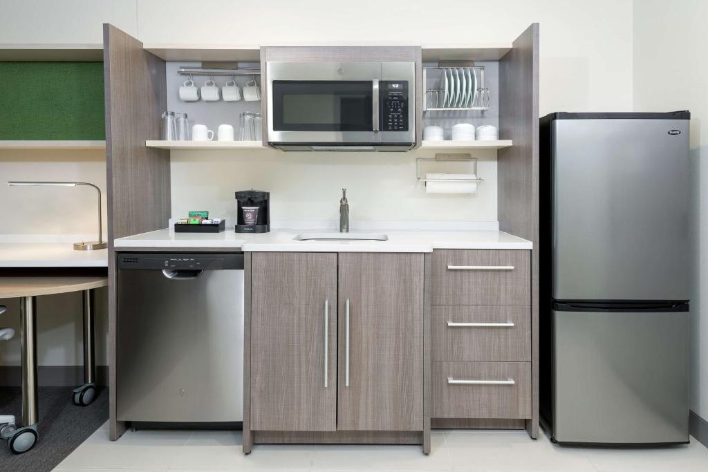 Home2 Suites By Hilton Orlando Near UCF photo