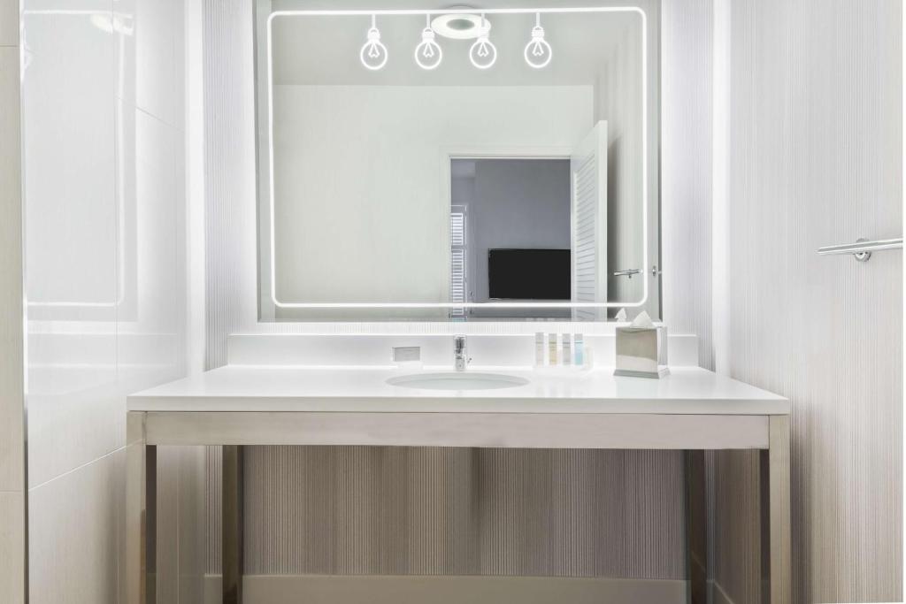 Homewood Suites by Hilton Sarasota-Lakewood Ranch photo