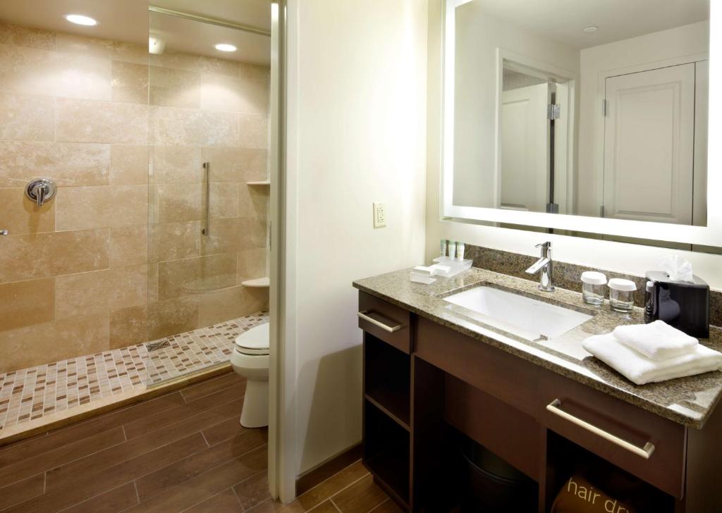 Homewood Suites by Hilton Pittsburgh Airport/Robinson Mall Area - King Studio Suite - Hearing Access/Non-Smoking