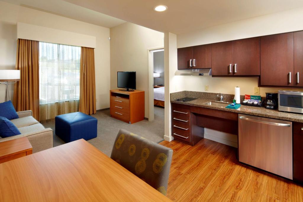 Homewood Suites by Hilton Pittsburgh Airport/Robinson Mall Area - キングスイート 聴覚障害者対応/禁煙