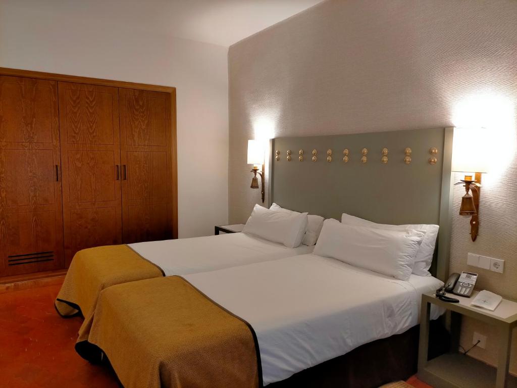 Parador de Benavente - Tweepersoonskamer Met 2 Aparte Bedden