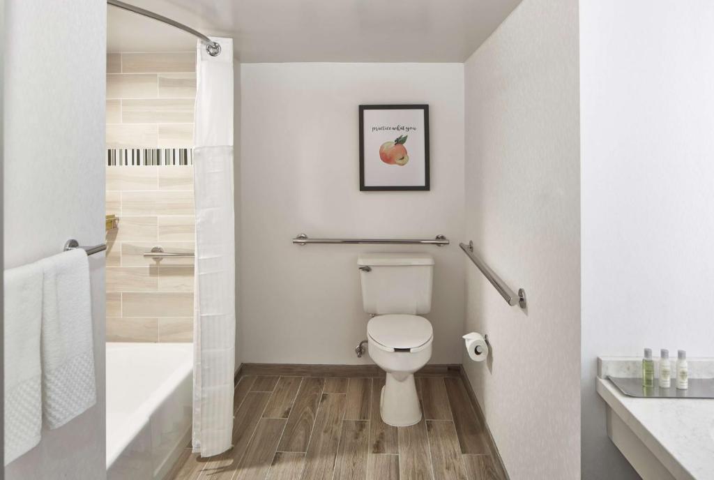 Doubletree By Hilton Atlanta Perimeter Dunwoody - 