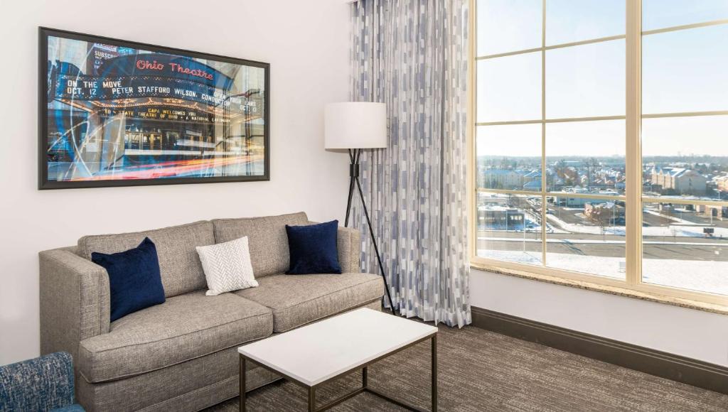 Hilton Columbus/Polaris - Suite King Parlor