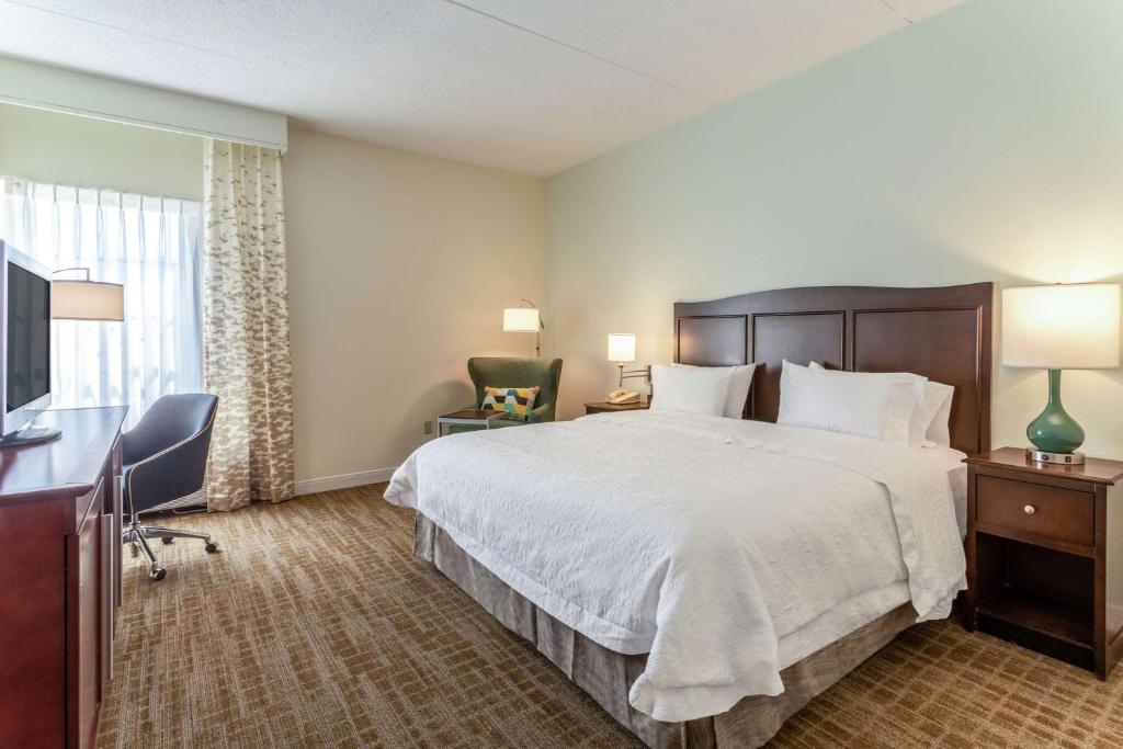 Hampton Inn Boston/Peabody - キングルーム 聴覚障害者対応/禁煙