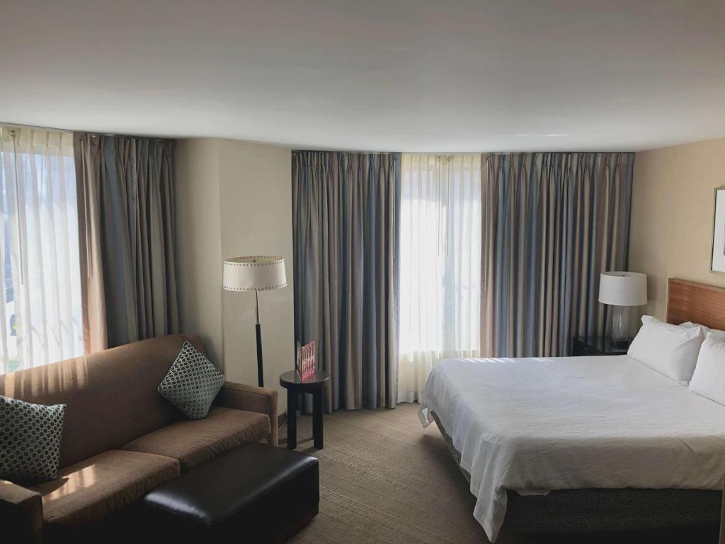 Hilton Garden Inn Baltimore Inner Harbor - 