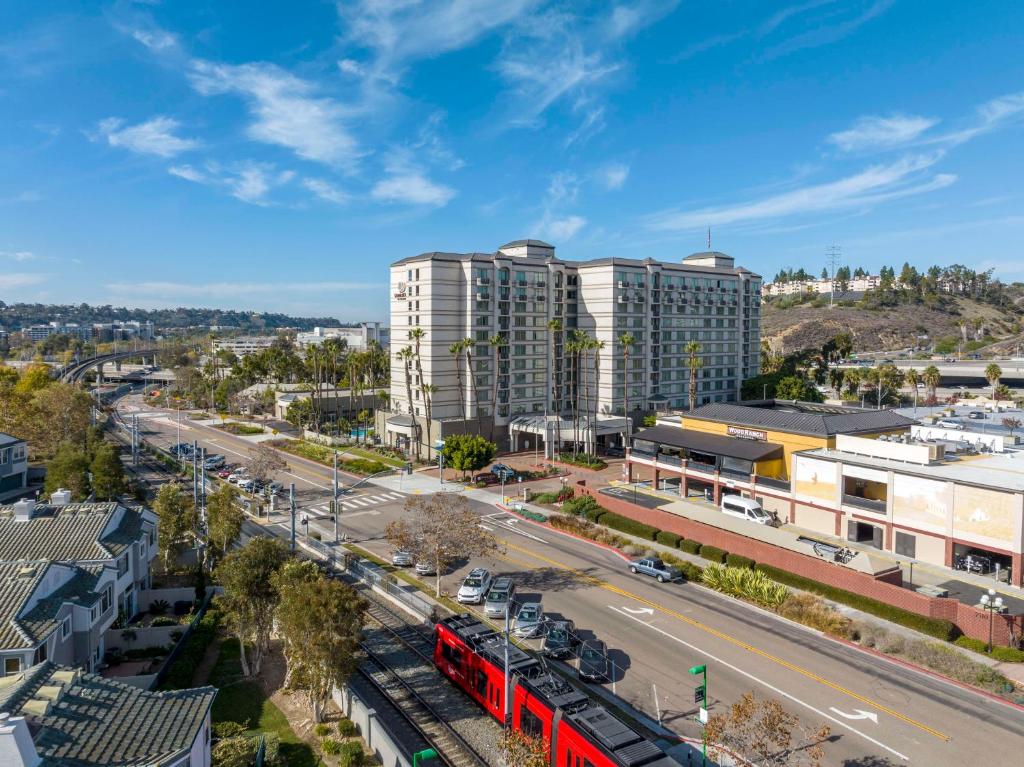 Fashion Valley shopping plan  California ca, California, Mission valley