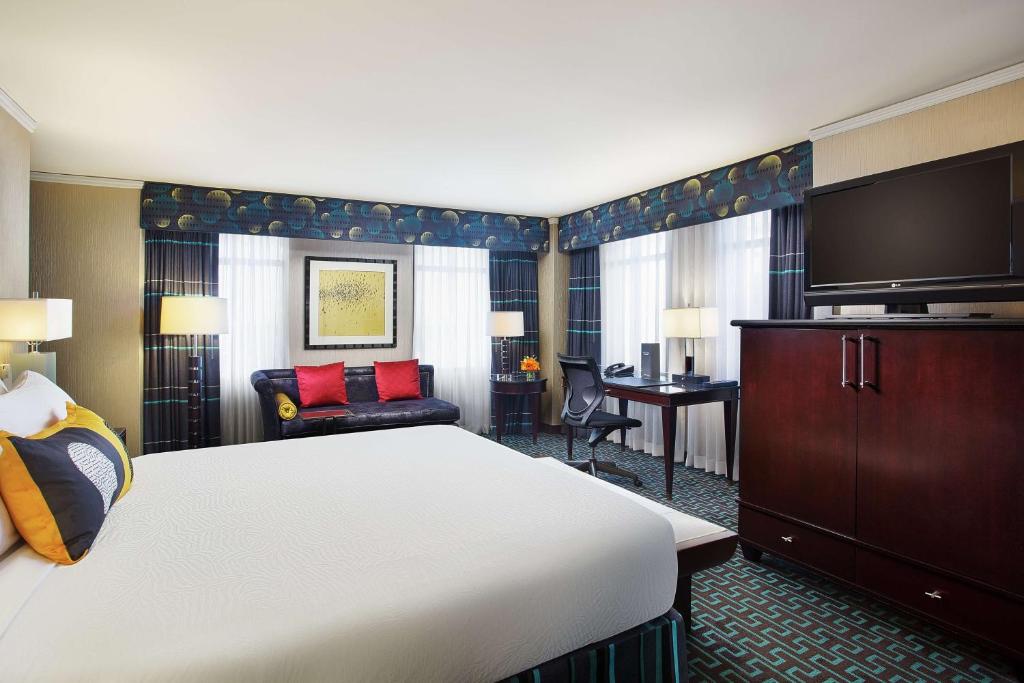 Juniper Hotel Cupertino, Curio Collection by Hilton - Chambre King Corner Oversize