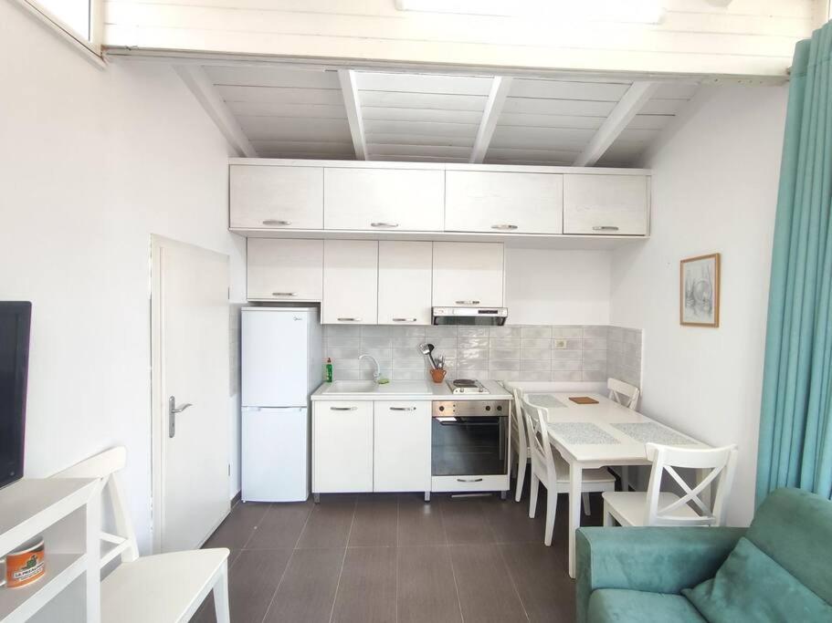 Loft 2double Bed Stylish Apartment - Imazhi 4