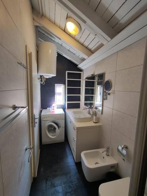 Loft 2double Bed Stylish Apartment - Imazhi 3