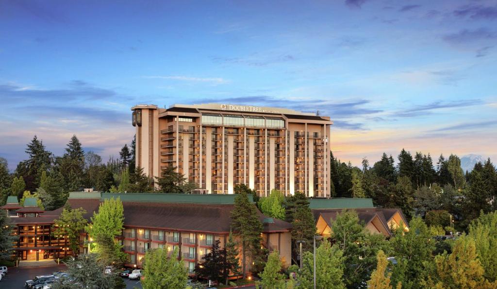 uma representação do Hilton Resort e Casino em DoubleTree by Hilton Seattle Airport em SeaTac