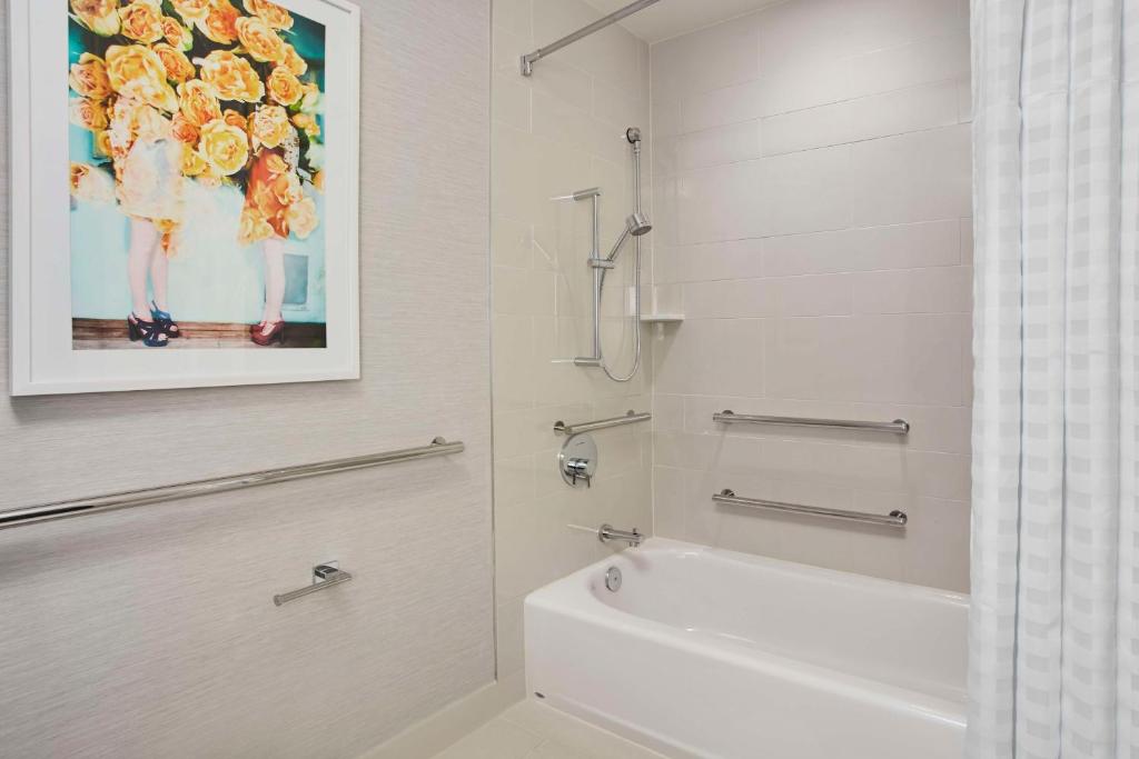 Hilton West Palm Beach - 