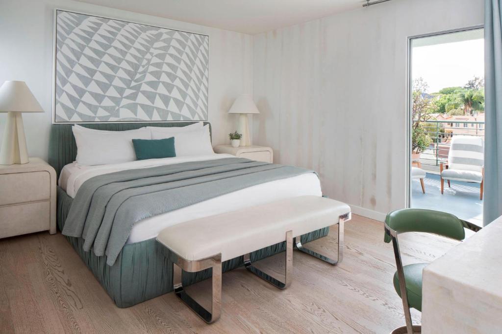 Avalon Hotel Beverly Hills, a Member of Design Hotels - One-Bedroom Penthouse King Suite