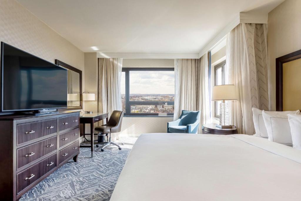 Washington Hilton - King Room With Tub - Mobility And Hearing Access