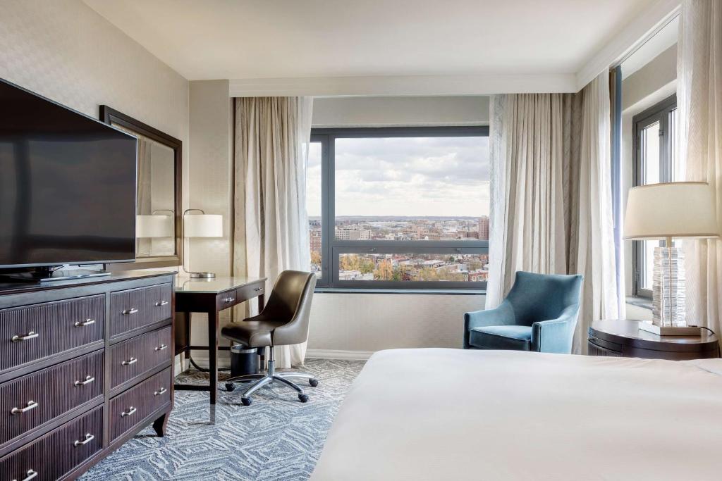 Washington Hilton - Corner King Room