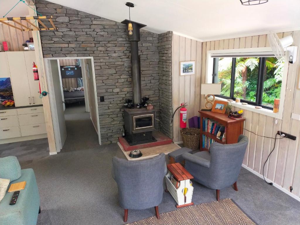 Maitai Whare Iti - Adventure Cabins & House - Resim 4