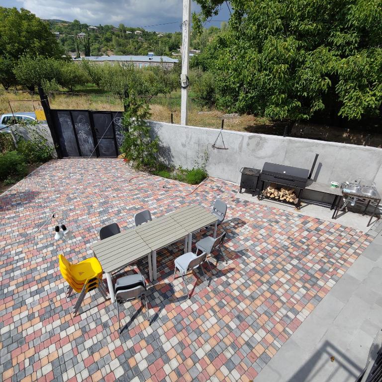 Patio nebo venkovní prostory v ubytování Checkpoint Goght