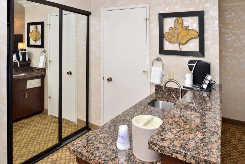 Best Western Corte Madera Inn - 皇后区有两张大号床