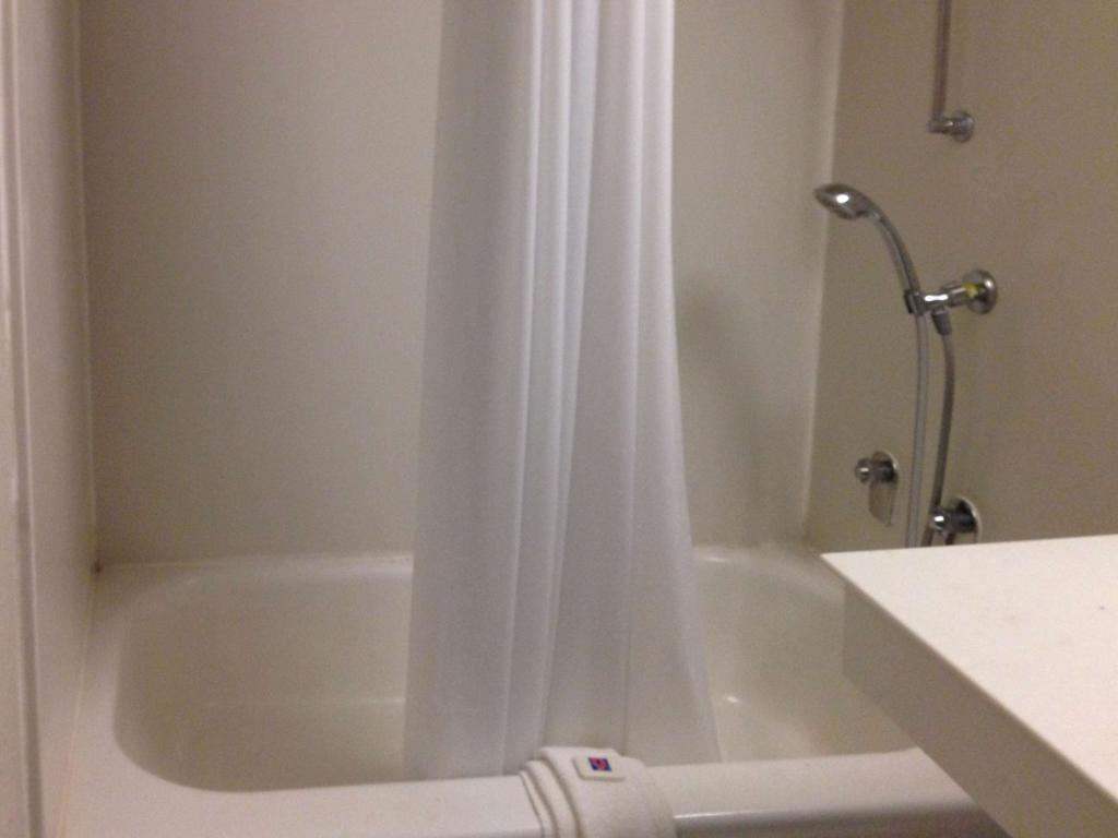 Motel 6-Monroe, LA - Standard King Room - Nichtraucher