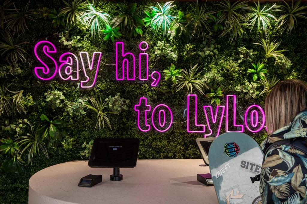 LyLo Queenstown - Resim 45