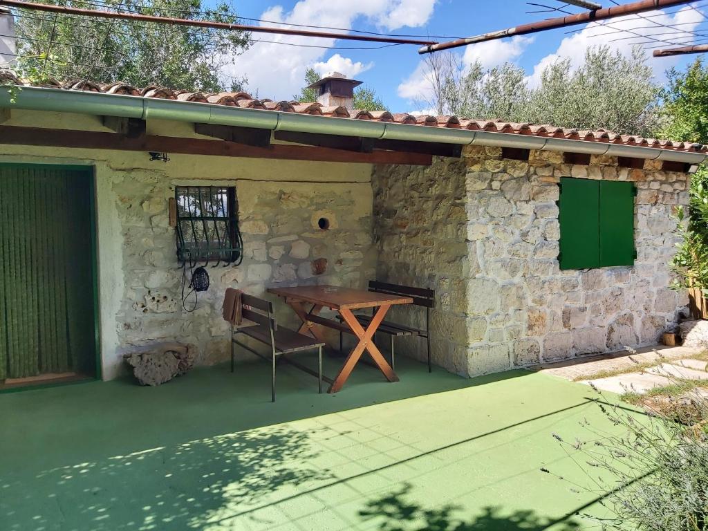 Apartments with parking space Rovinj - 21620
