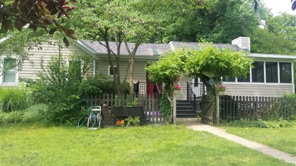 Harbor Country RetreatRolling Prairie, Indiana, Rolling Prairie