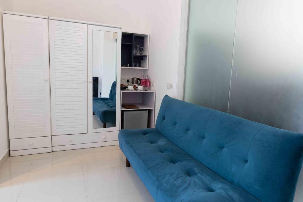 TV a/nebo společenská místnost v ubytování Lotus Colombo Guesthouse