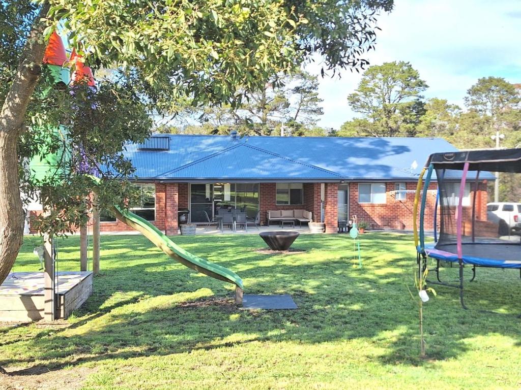 The Pool House at Lake Eildon, Eildon (updated prices 2024)