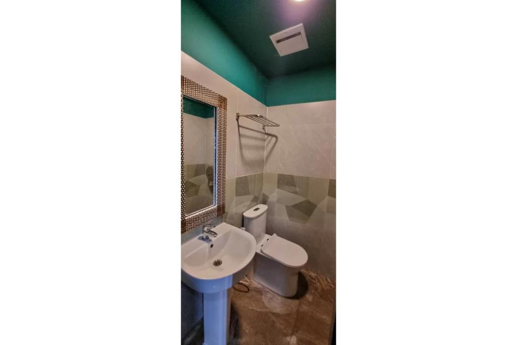 Bagno di Attic Capsule Hotel