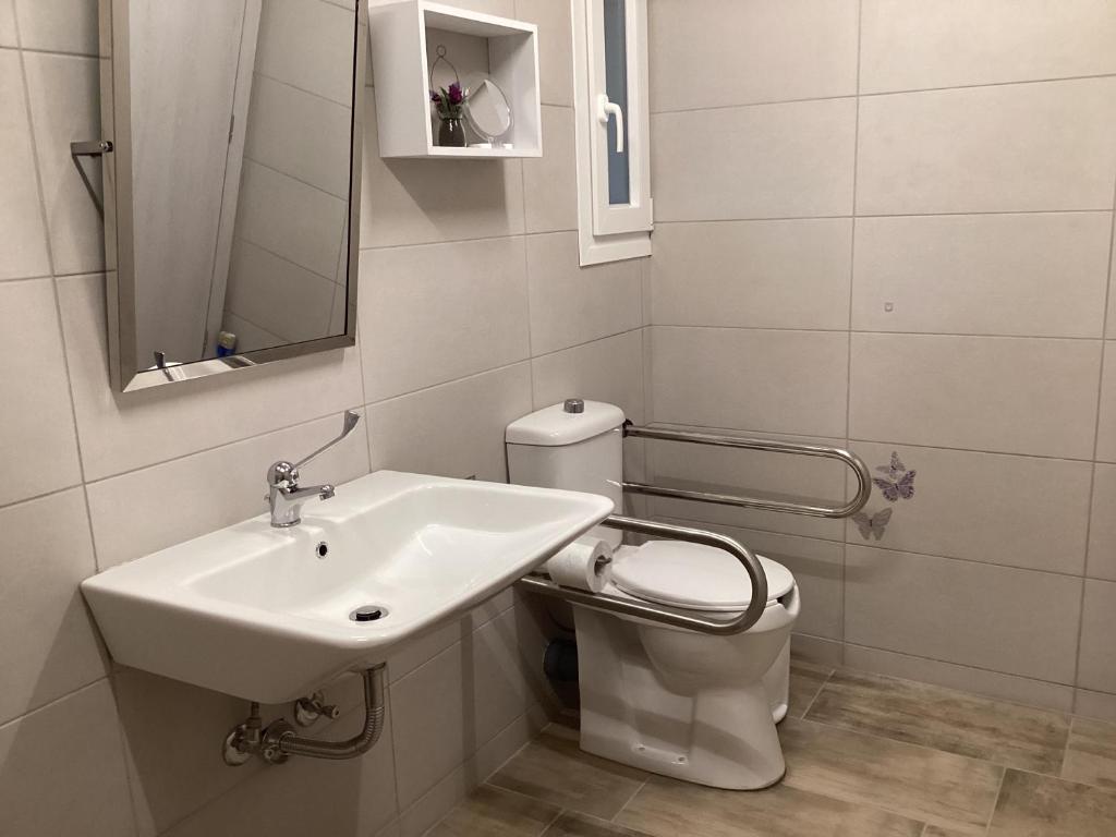 Kúpeľňa v ubytovaní Landro House