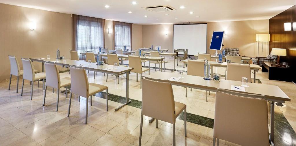 Konferenčné priestory v ubytovaní NH Lleida Pirineos