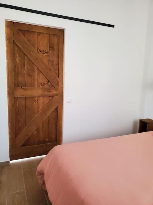Postel nebo postele na pokoji v ubytování Rêve en Lubéron