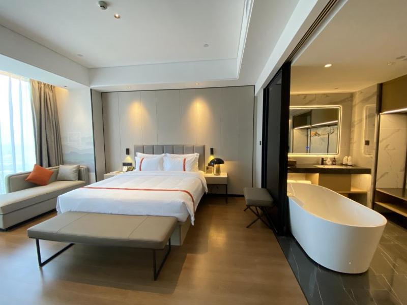 GreenTree Eastern Hotel Fuzhou South Railway Station - Suite With View