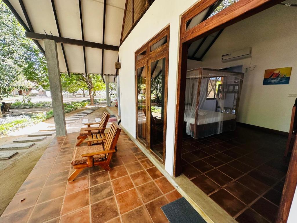 Patio nebo venkovní prostory v ubytování Riva del Sole Guest House
