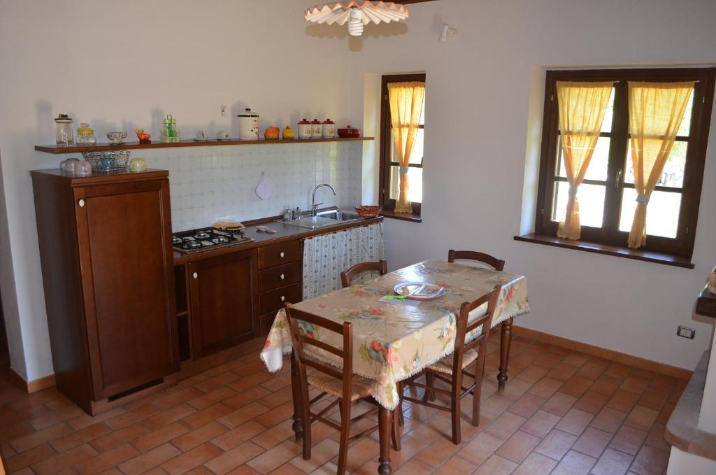 Kuchyň nebo kuchyňský kout v ubytování Il Vigneto