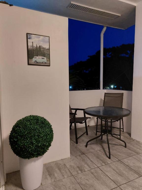 Nespecifikovaný výhled na hory nebo výhled na hory při pohledu z hotelu