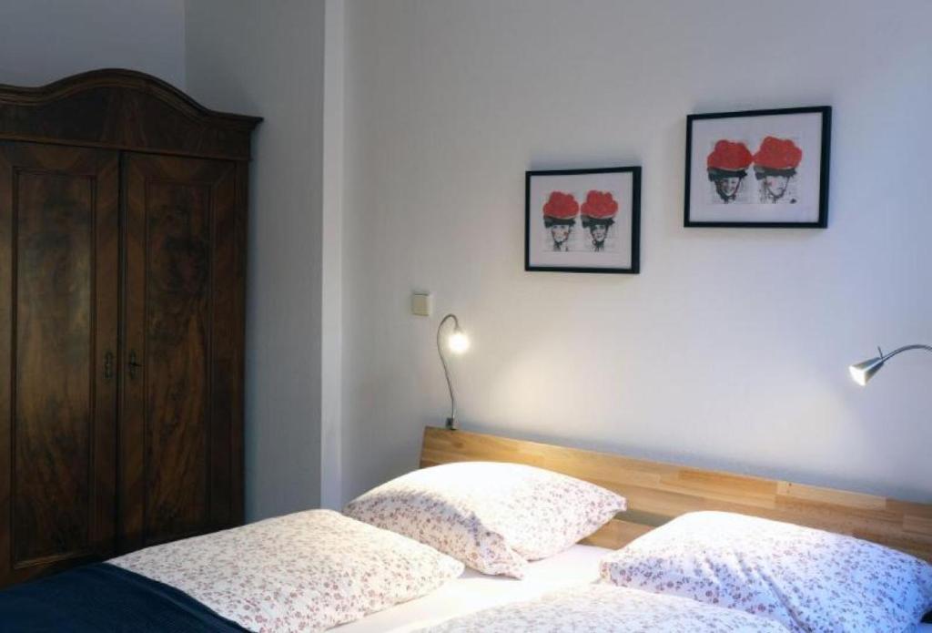 Postel nebo postele na pokoji v ubytování Ferienwohnung Scheffelhaus