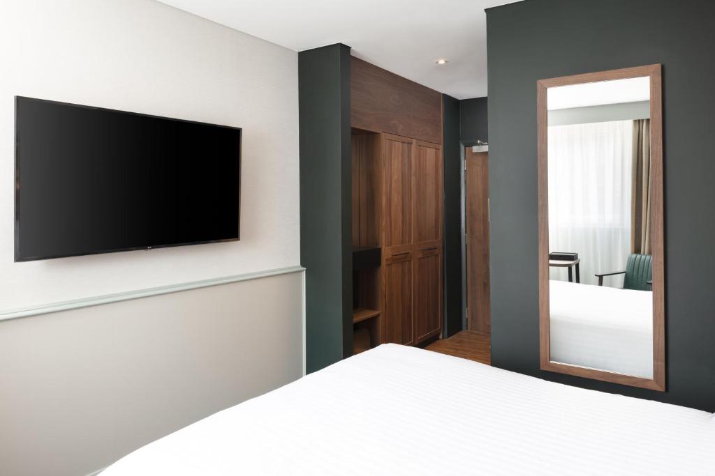 Four Points by Sheraton Edinburgh - Resim 12