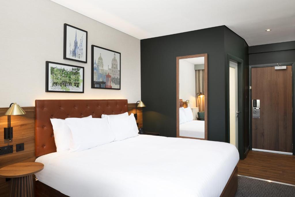 Four Points by Sheraton Edinburgh - Resim 17