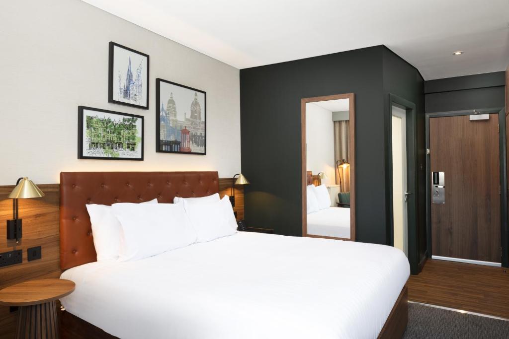 Four Points by Sheraton Edinburgh - Resim 24