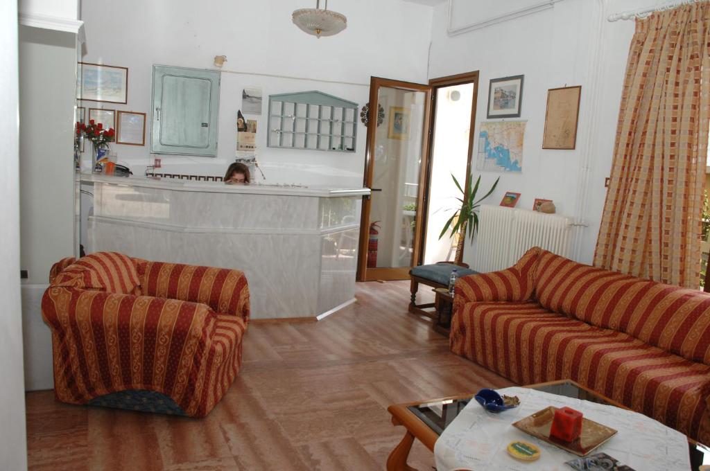 Posezení v ubytování Koronis Hotel