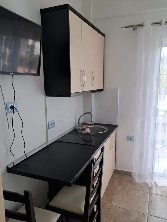 Elton Tafa guesthouse - Imazhi 9