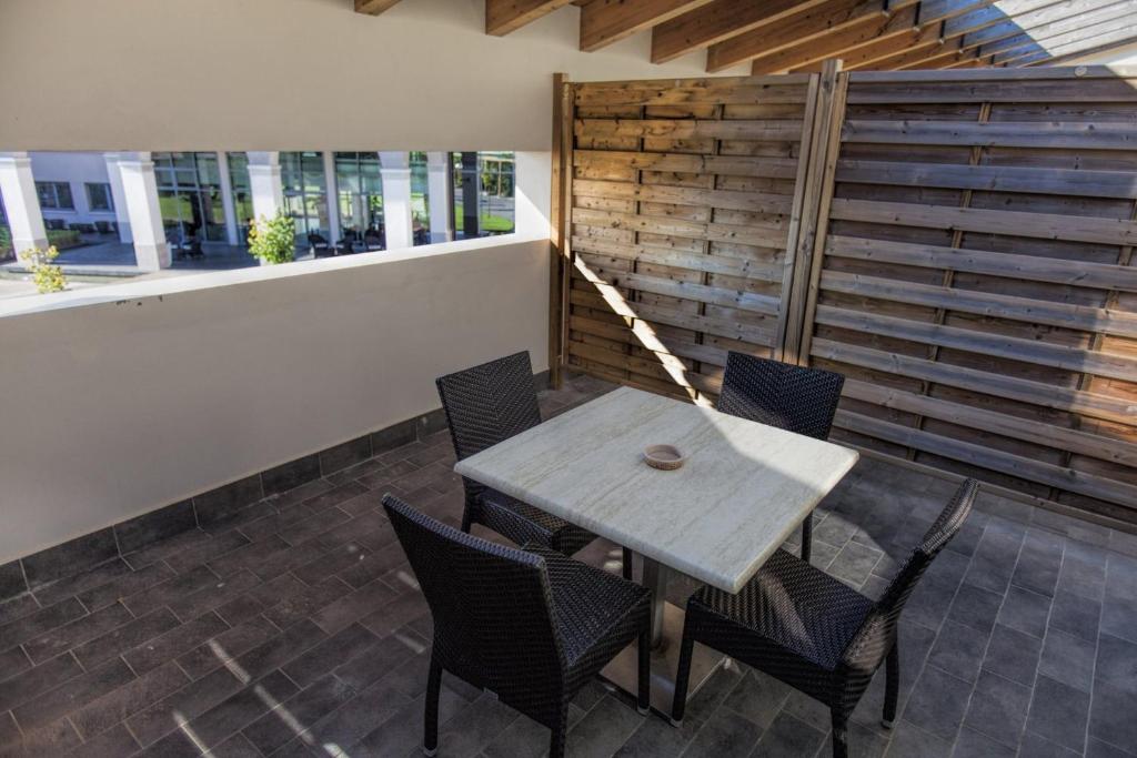 Balkon lub taras w obiekcie Hotel & Residence Villa Bartolomea