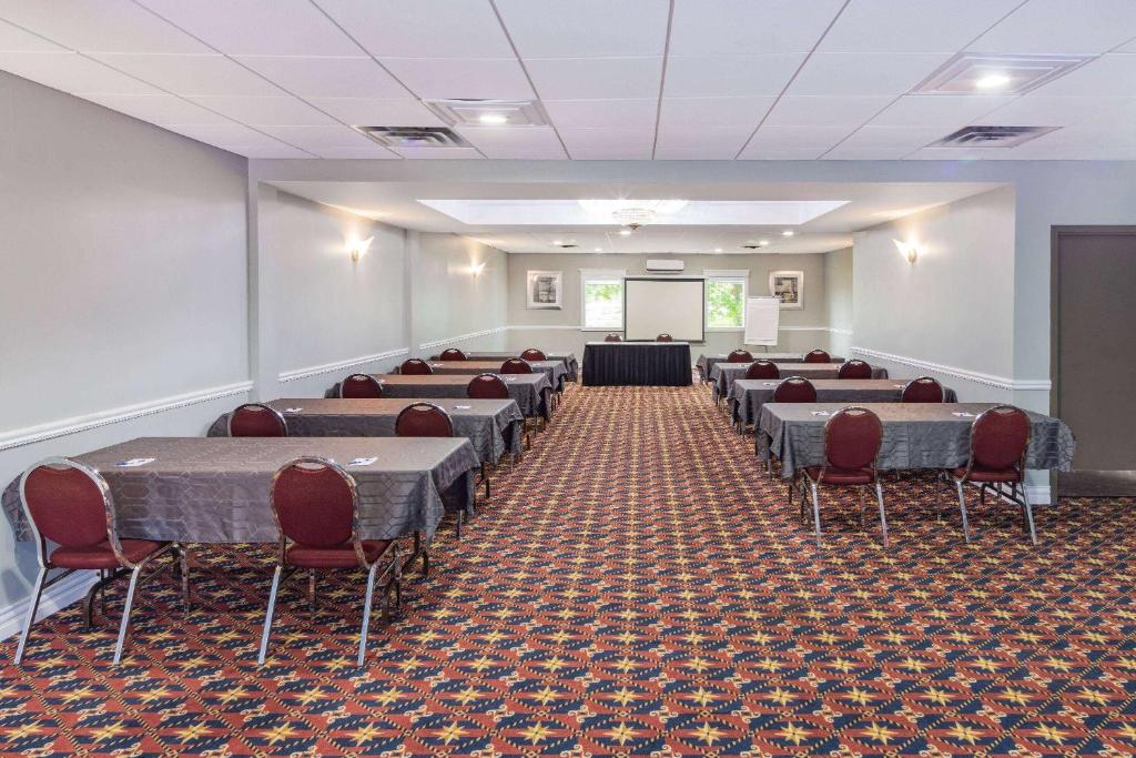 Konferenční prostory v ubytování Travelodge by Wyndham Miramichi New Brunswick